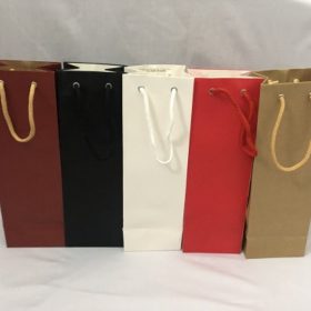 Dịch vụ thiết kế và in túi giấy mọi số lượng, giá rẻ tại In Hộp Giấy DZ