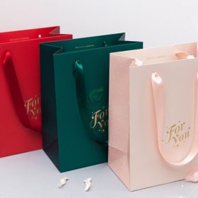Xưởng in túi giấy đựng quà tặng cao cấp, giá rẻ, mọi số lượng