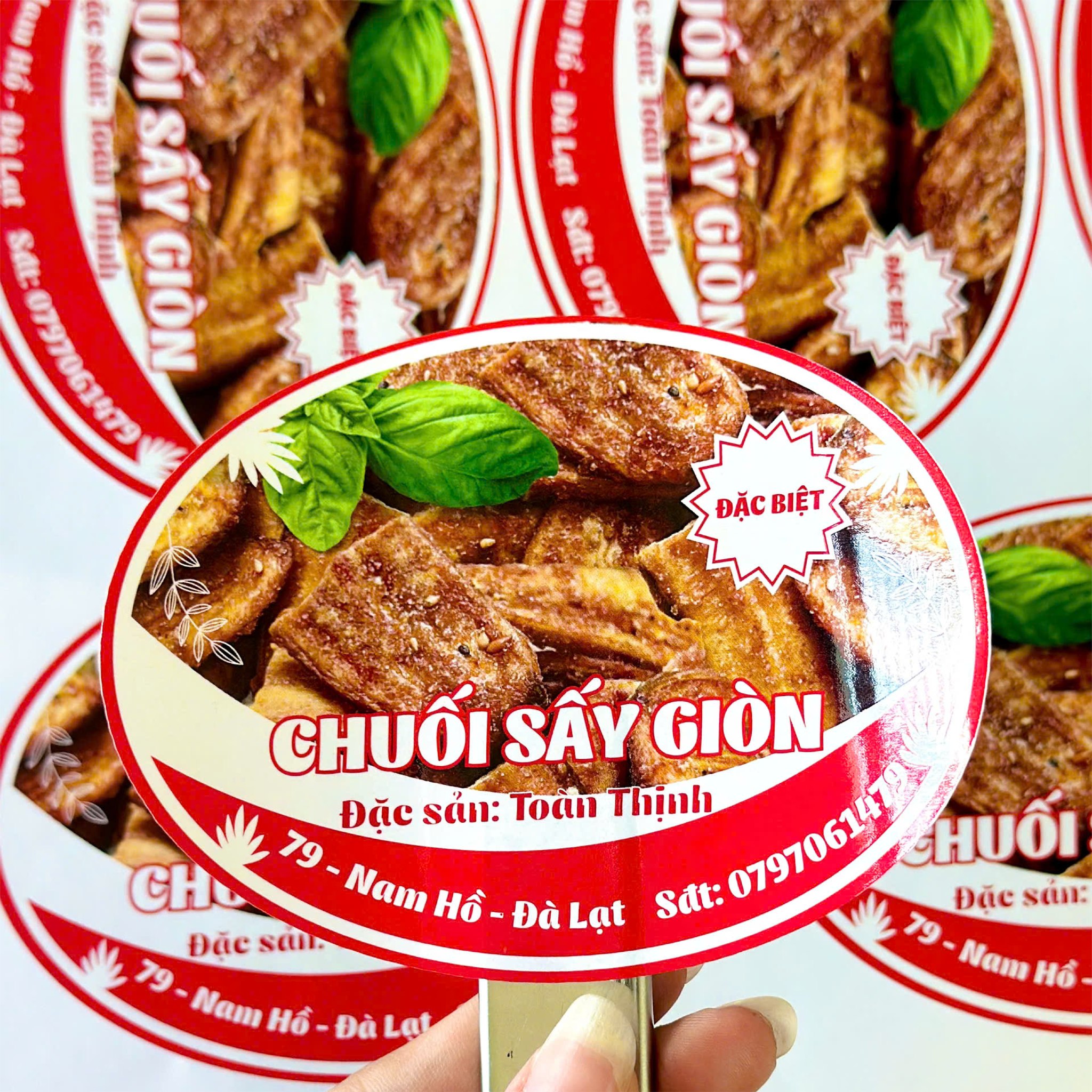 tem chuối ăn vặt
